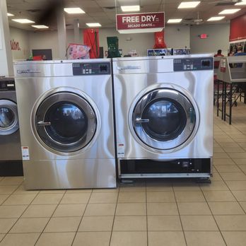 Laundry World - Two new big washers - Laundry Services Near Me - Fitchburg, Massachusetts Laundry World - Two new big washers - Laundry Services Near Me - Fitchburg, Massachusetts