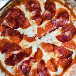 La Casita Italiana - Chef Luisitin - Famous Guayabita Pizza
