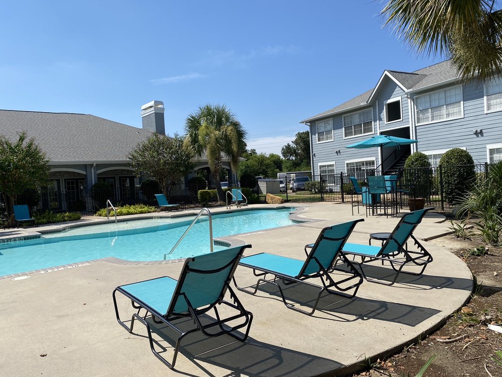 WILLOW LAKE APARTMENTS Updated April 2024 98 Photos & 22 Reviews