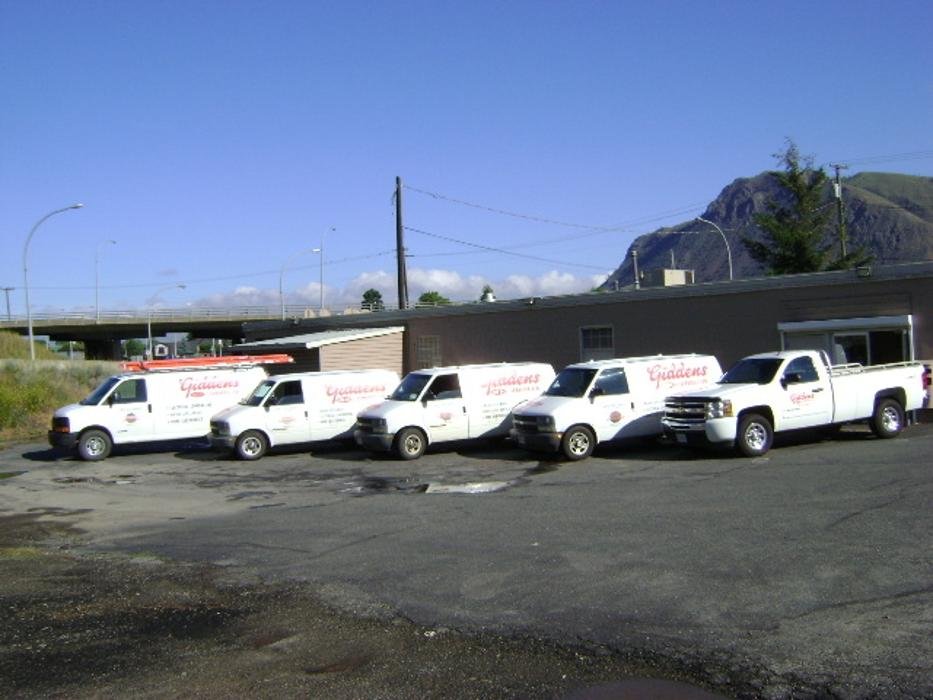 GIDDENS SERVICES Updated July 2024 19 Photos 1613 Valleyview