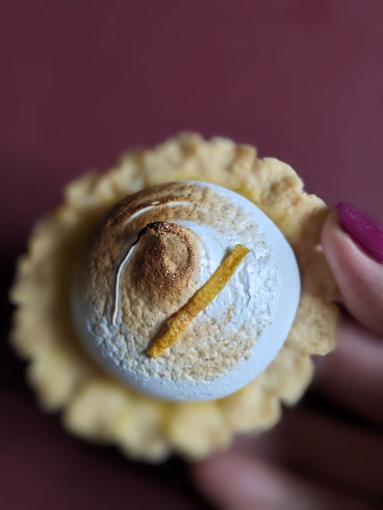 CAKE IT TORONTO Updated September 2024 79 Photos & 11 Reviews 1 Promenade Circle