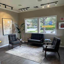 Dental Implant Solutions Center