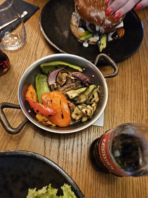 Moo Moo Steak & Burger Club by null