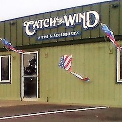 Catch the Wind - Look for this shop directly behind Inn at Cape Kiwanda