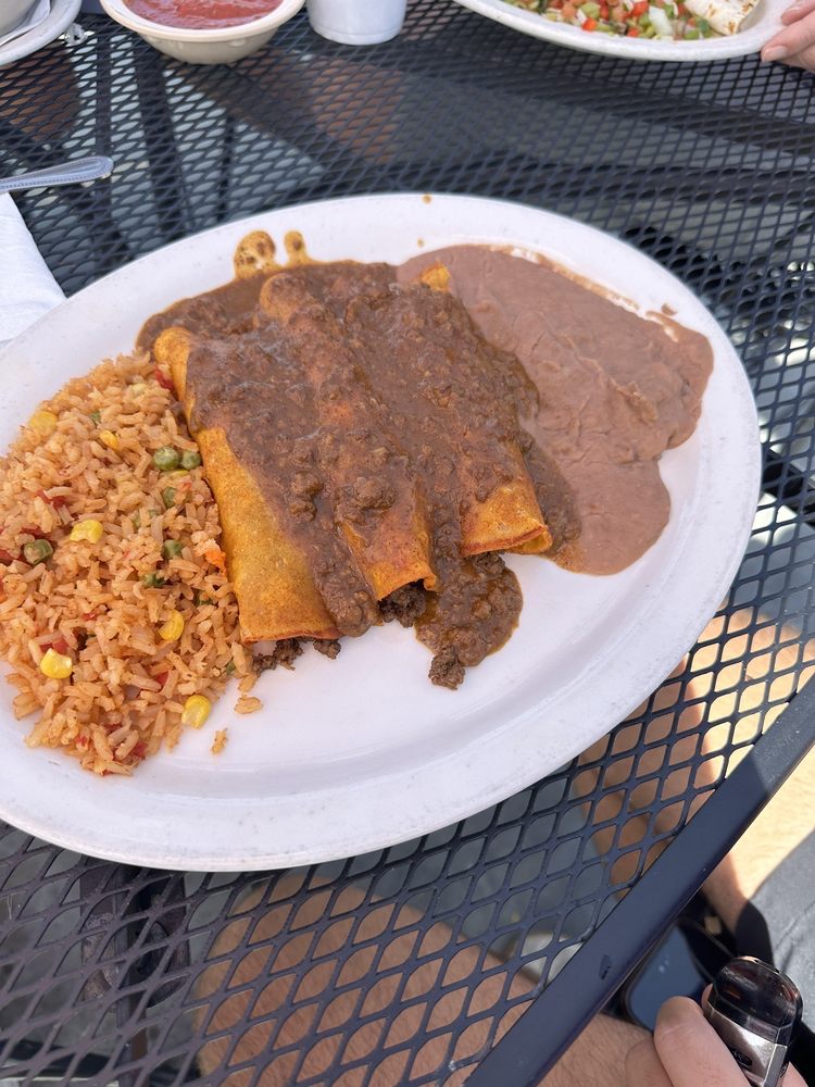 Lagunas Mexican Grill and Cantina