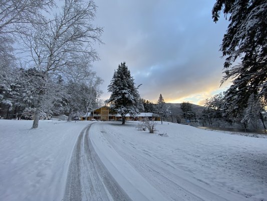 Snowdon Chalet Motel by null