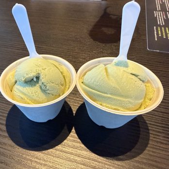 Its Sushi - Green Tea Ice Cream - Sushi Bars Near Me - Roseville, California Its Sushi - Green Tea Ice Cream - Sushi Bars Near Me - Roseville, California