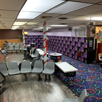 San Dee Lanes - Bowling Near Me - Malverne, New York