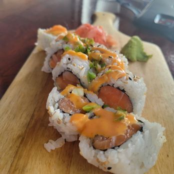 Miyo Yakitori & Sushi - Spicy salmon roll - Japanese Near Me - Austin, Texas Miyo Yakitori & Sushi - Spicy salmon roll - Japanese Near Me - Austin, Texas