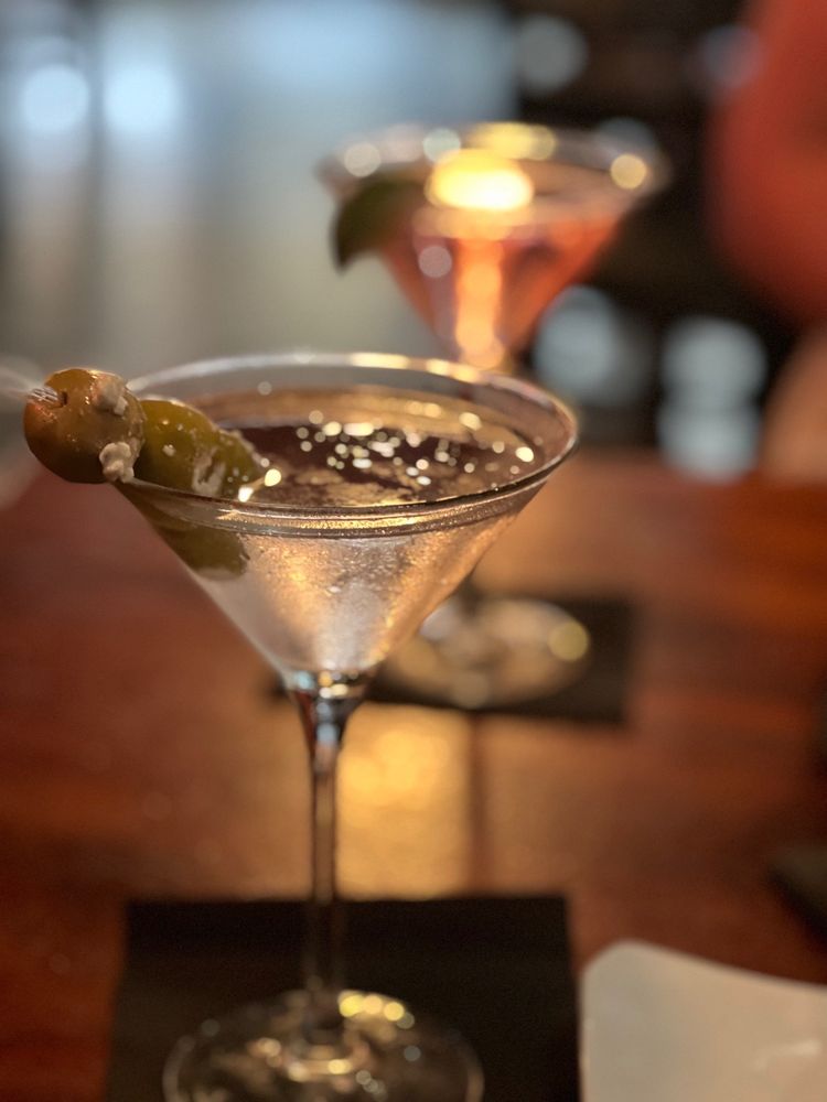 O'Bricks Irish Pub & Martini Bar