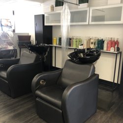 Root Salon and Spa - Shampoo Area