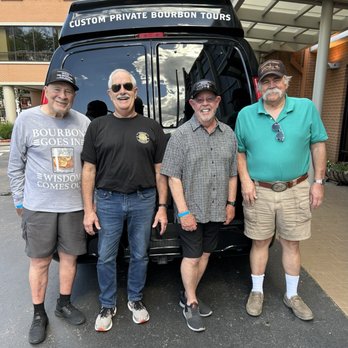 Kentucky Bourbon Boys - The end of Day 3 with excellent Bourbon Boys driver Jamie Gerrish and tour leader (in black) - Tours Near Me