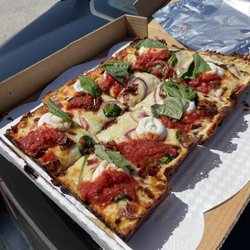Futuro - Detroit style