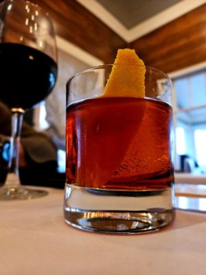 Milton's Cuisine & Cocktails by null