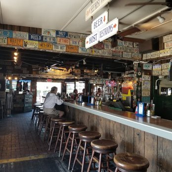 Half Shell Raw Bar - Seafood Near Me - Key West, Florida