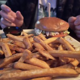 C Bar Burger