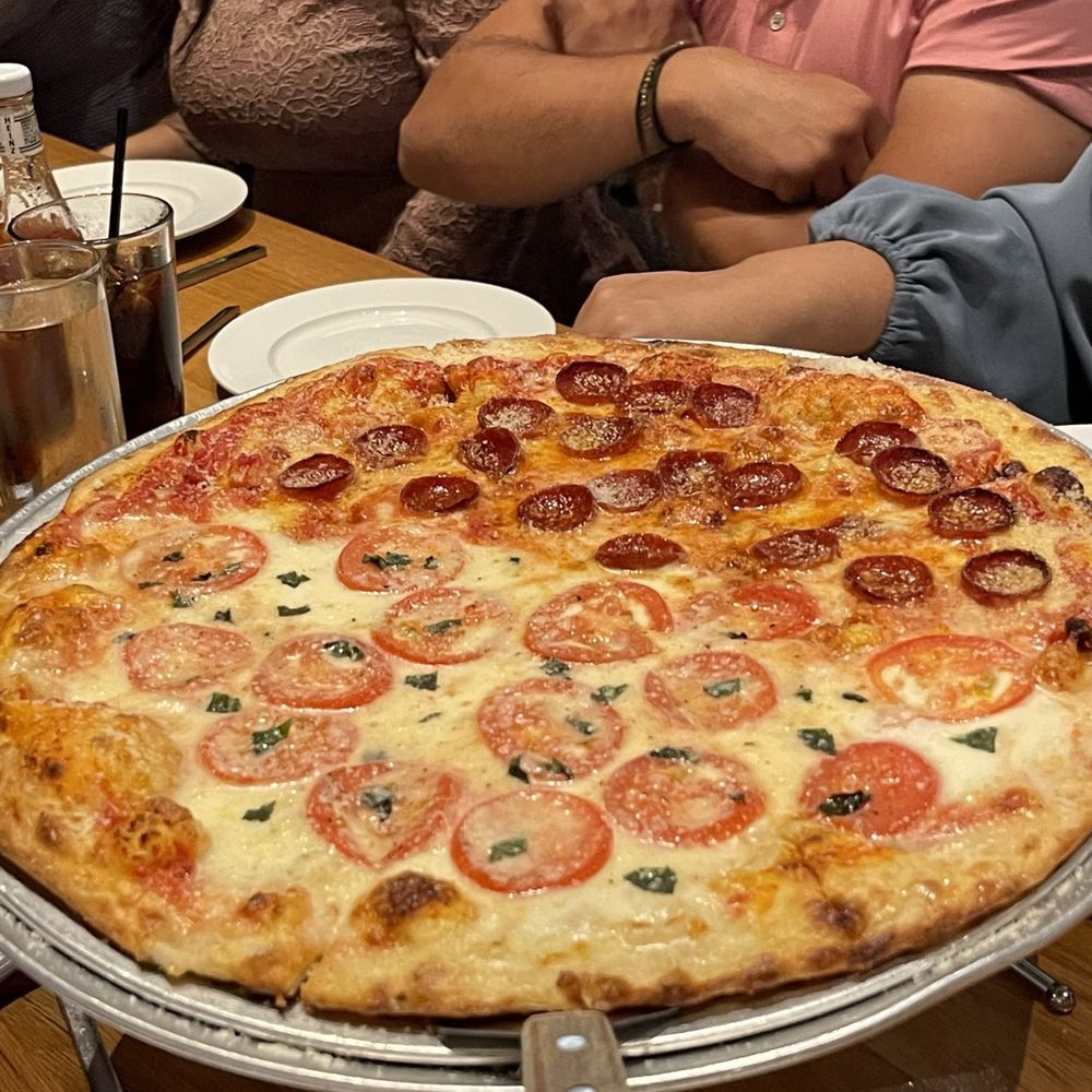 Bocca Italian Kitchen - Pizza is yummy - Italian Near Me - Houston, Texas