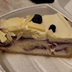 Grille 122 - Blueberry cheesecake