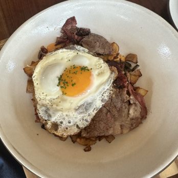 Dixboro Project - Corned beef hash - Breakfast & Brunch Near Me - Ann Arbor, Michigan