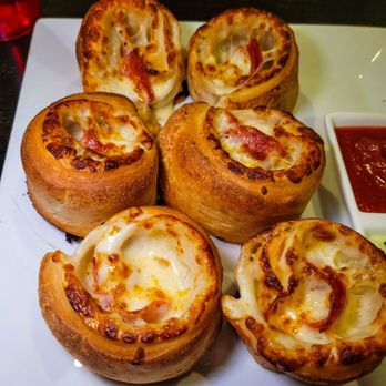 Delia's Pizzeria & Grill - Pizza knuckles IG @ SpicyAivy - Pizza Near Me - Springfield, Virginia