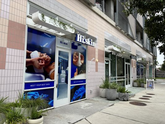 Montrose Collective by null