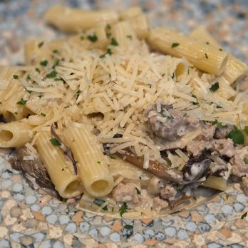 The Friars Table - Rigatoni de Noricia - Desserts Near Me - Cleveland, Ohio