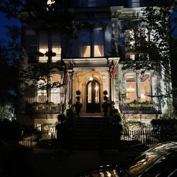 Savannah Tours and Tales