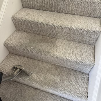 8 Services Carpet Cleaning - Before and after stairs, what a difference. - Carpet Cleaning Near Me - Fullerton, California
