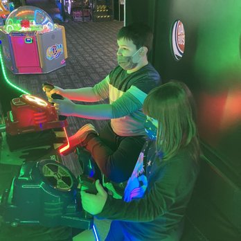 Dave & Buster's Wayne - Arcades Near Me - Wayne, New Jersey