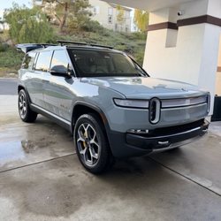 Pearl Mobile Detail - Mobile detailing services in san diego carmel valley, this beautiful Rivian received our full detail package