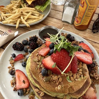 Blueys Kitchen - Sweet Squash Pancakes and Lentil Beet Burger - Cafes Near Me - Santa Monica, California Blueys Kitchen - Sweet Squash Pancakes and Lentil Beet Burger - Cafes Near Me - Santa Monica, California