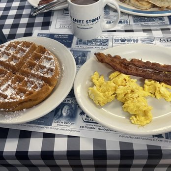 Minnie's Beach Cafe - Full Waffle 2 Eggs 2 Bacon - American Near Me - Holmes Beach, Florida Minnie's Beach Cafe - Full Waffle 2 Eggs 2 Bacon - American Near Me - Holmes Beach, Florida