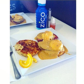 Scramble, a breakfast & lunch joint - Santa Fe eggs Benedict - Breakfast & Brunch Near Me - Phoenix, Arizona
