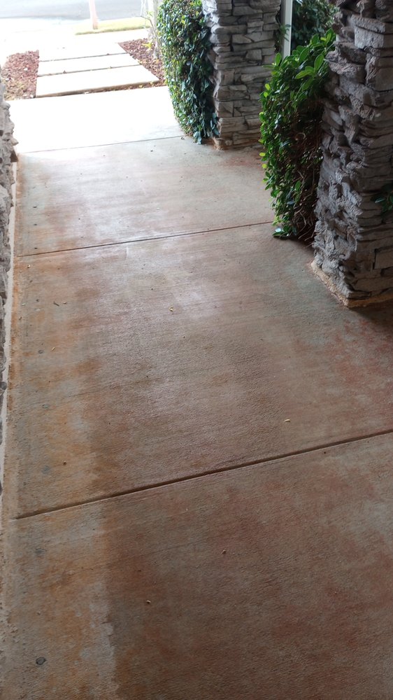 Slide of Papaya Powerwashing