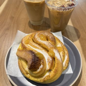SACRÉ SUCRÉ - Macarons Near Me - Baltimore, Maryland