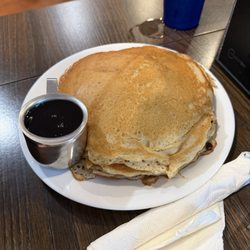 The Copperpot Cafe - The most delicious banana pancakes (don't let the picture fool you)