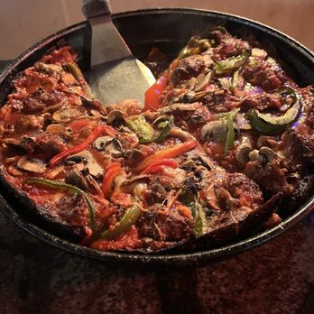 Pequod's Pizza - Sausage, pepper, mushroom, deep dish - Pizza Near Me - Chicago, Illinois Pequod's Pizza - Sausage, pepper, mushroom, deep dish - Pizza Near Me - Chicago, Illinois