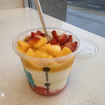 Cafe Bottega - Strawberry Mango Snow - Coffee & Tea Near Me - Riverside, California
