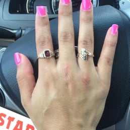 Nice refill and gel color. Nice refill and gel color.