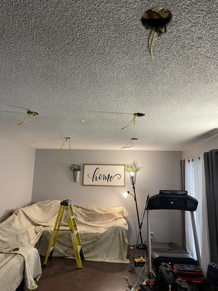 Slide of Ronnie’s Electrical Repairs