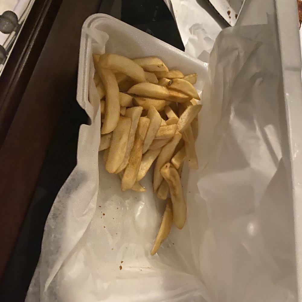 Fox's - Beverly - Def NOT two orders of fries. Looks like they pulled a sandwich from this container said "here, give em this!". - Pizza Near Me - Chicago, Illinois Fox's - Beverly - Def NOT two orders of fries. Looks like they pulled a sandwich from this container said "here, give em this!". - Pizza Near Me - Chicago, Illinois