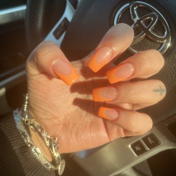 Essense Nails Spa - Nail Salons Near Me - Bluffton, South Carolina