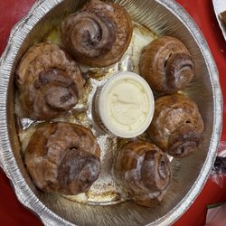 Stoner's Pizza Joint - Cinnamon rolls are to die for!