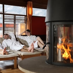 Asia Spa Leoben - Asia Spa Leoben: Entspannen im Kaminzimmer