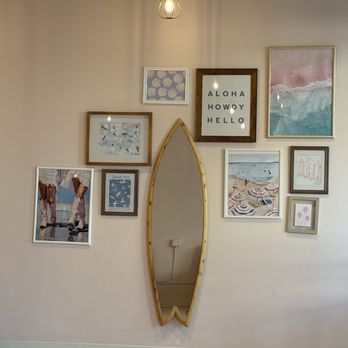 Bondi Bowls - Decor - Acai Bowls Near Me - Huntington Beach, California Bondi Bowls - Decor - Acai Bowls Near Me - Huntington Beach, California