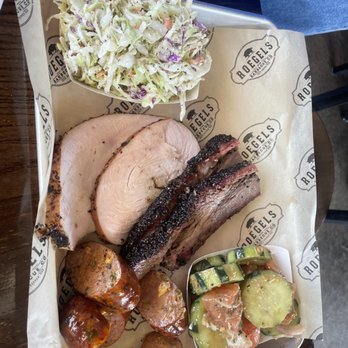 Roegels Barbecue Katy - 3 meat plate - Barbeque Near Me - Katy, Texas Roegels Barbecue Katy - 3 meat plate - Barbeque Near Me - Katy, Texas