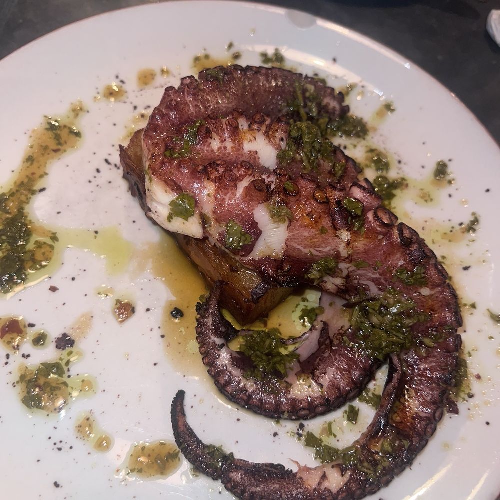 El Chigre 1769 - Pulpo - Tapas/Small Plates Near Me - Barcelona, B