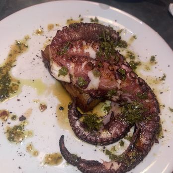 El Chigre 1769 - Pulpo - Tapas/Small Plates Near Me - Barcelona, B El Chigre 1769 - Pulpo - Tapas/Small Plates Near Me - Barcelona, B