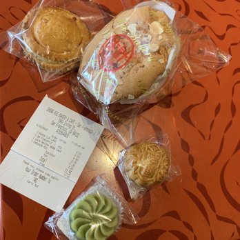 Sheng Kee Bakery - $2 Paper Cup Cake $2.50 Sm Pineapple $4.50 Lava Matcha Moon Cake $2.35 Chicken Pie {6/25/2022} - Bakeries Near Me - San Francisco, California Sheng Kee Bakery - $2 Paper Cup Cake $2.50 Sm Pineapple $4.50 Lava Matcha Moon Cake $2.35 Chicken Pie {6/25/2022} - Bakeries Near Me - San Francisco, California