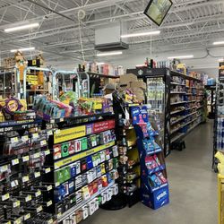 Dollar General - Inside